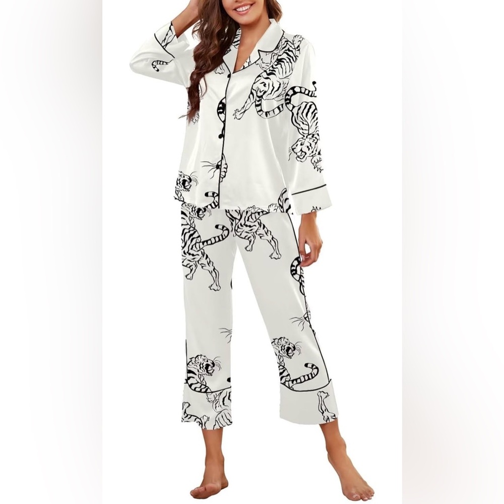 White and Black Tiger Print Pajama Set